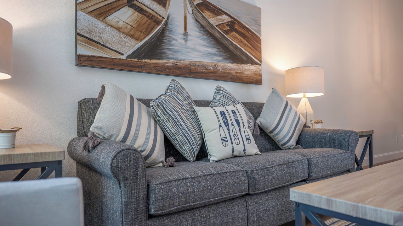 Photo of Livingroom in Delavan Lake