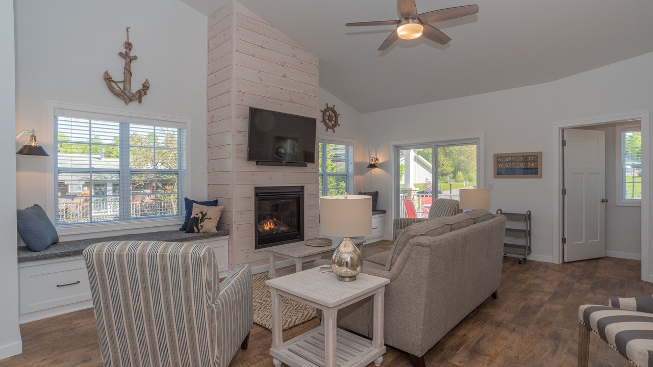 Photo of Livingroom in Sister Bay