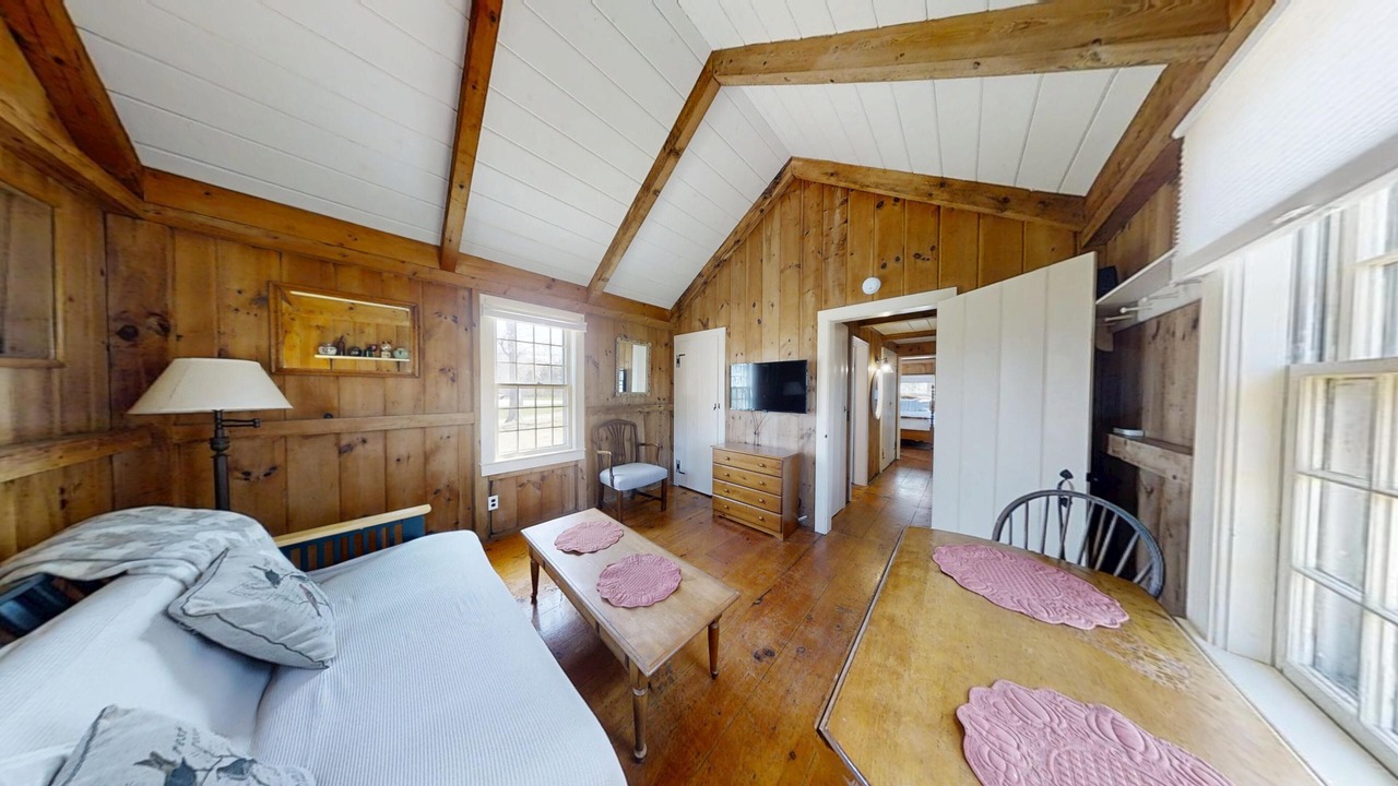 Photo of Bedroom in Dennis