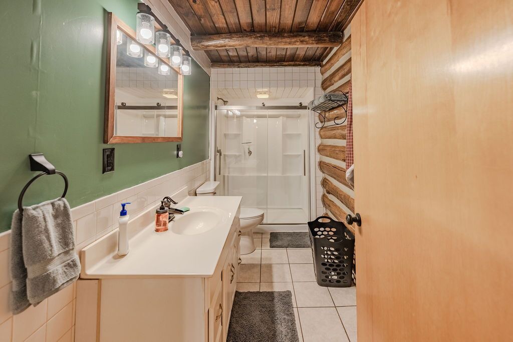 Photo of Bathroom in South Bloomingville