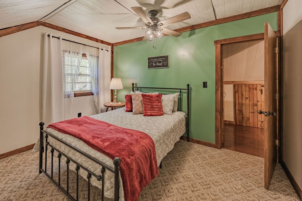 Photo of Bedroom in South Bloomingville