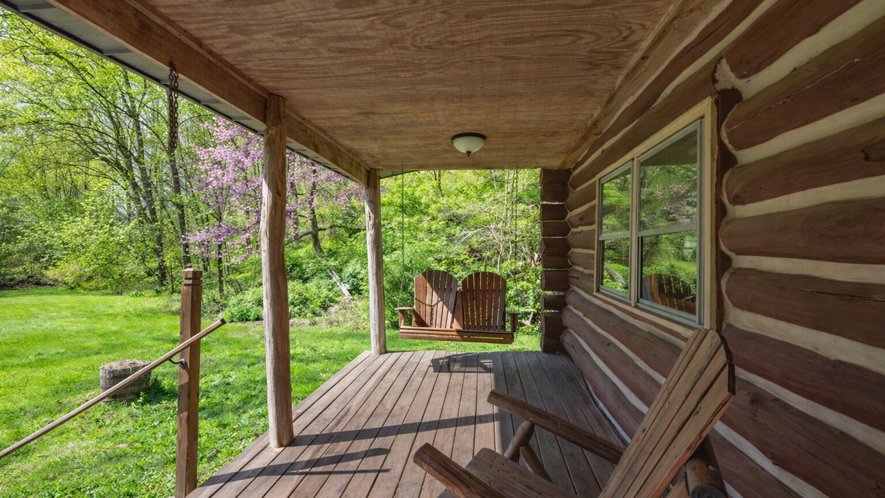 Photo of Patio Balcony in South Bloomingville