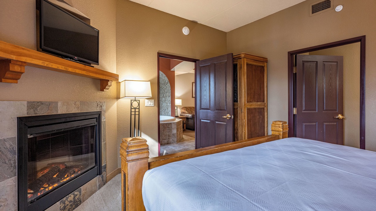 Photo of Bedroom in Wisconsin Dells