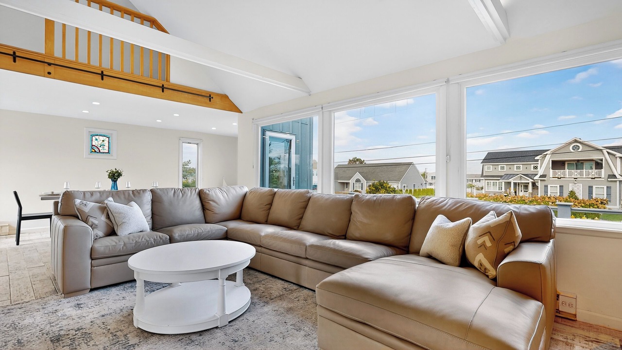 Photo of Livingroom in Scarborough