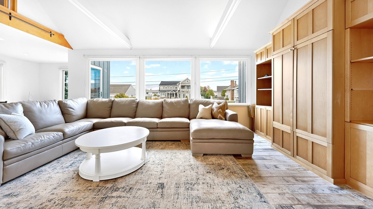 Photo of Livingroom in Scarborough