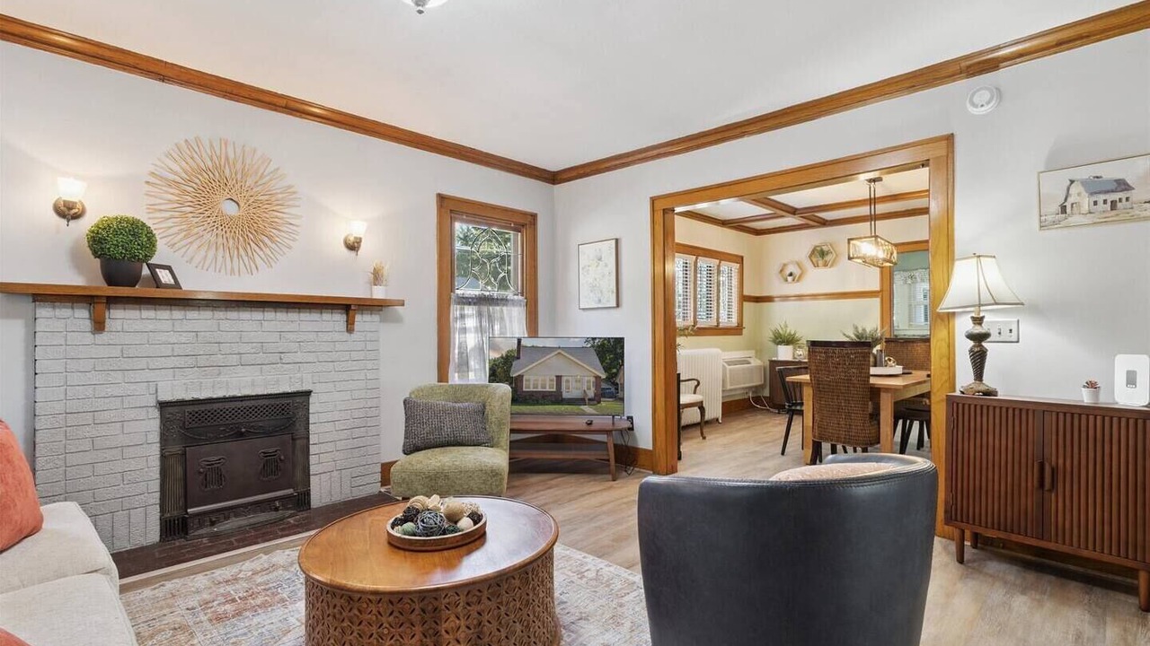 Photo of Livingroom in John Ball Park