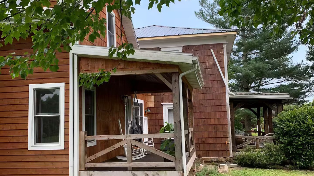 Photo of Outdoor in Carpenter
