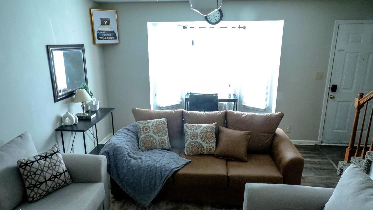 Photo of Livingroom in Clarksville
