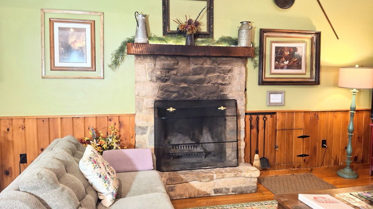 Photo of Livingroom in Logan