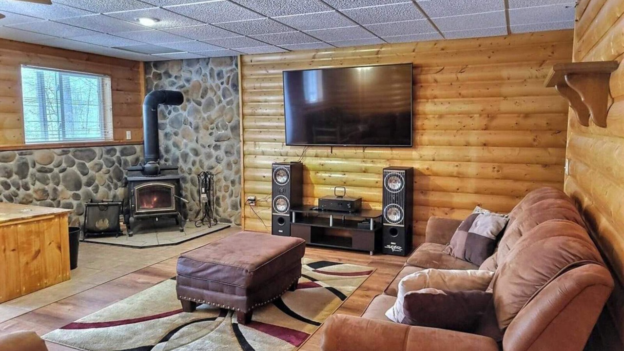 Photo of Livingroom in Oneida County