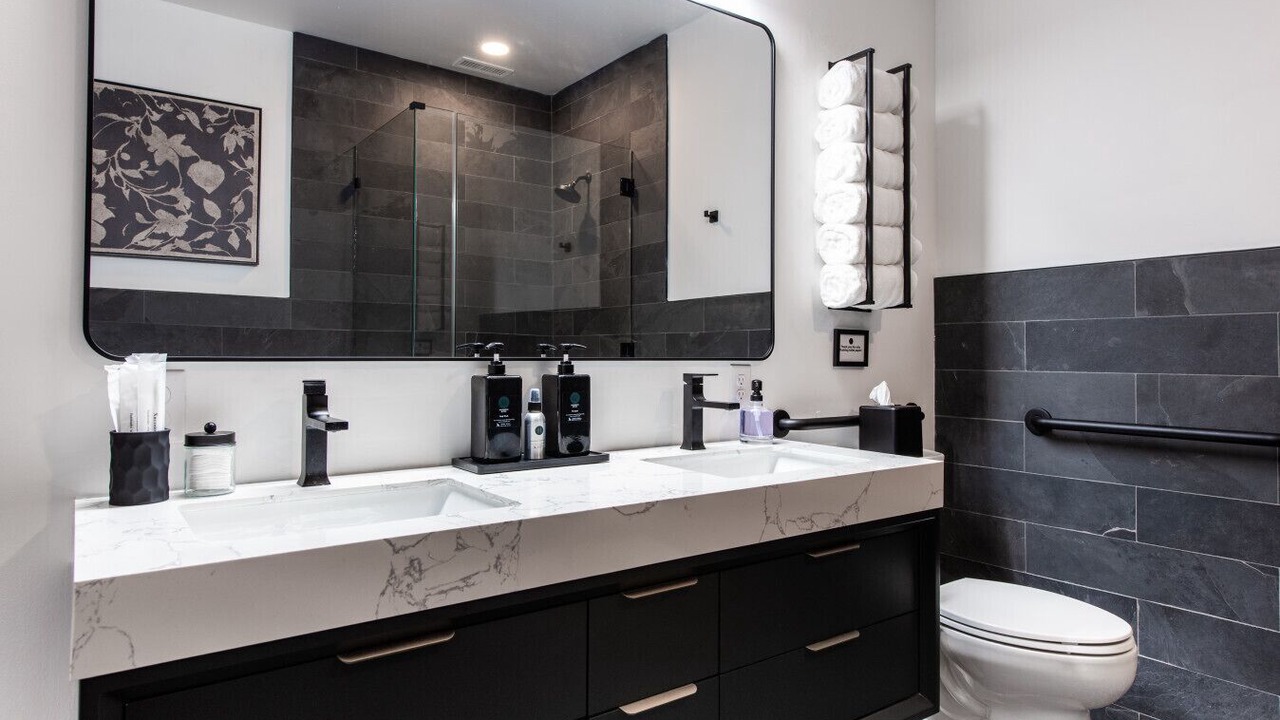 Photo of Bathroom in Downtown Louisville