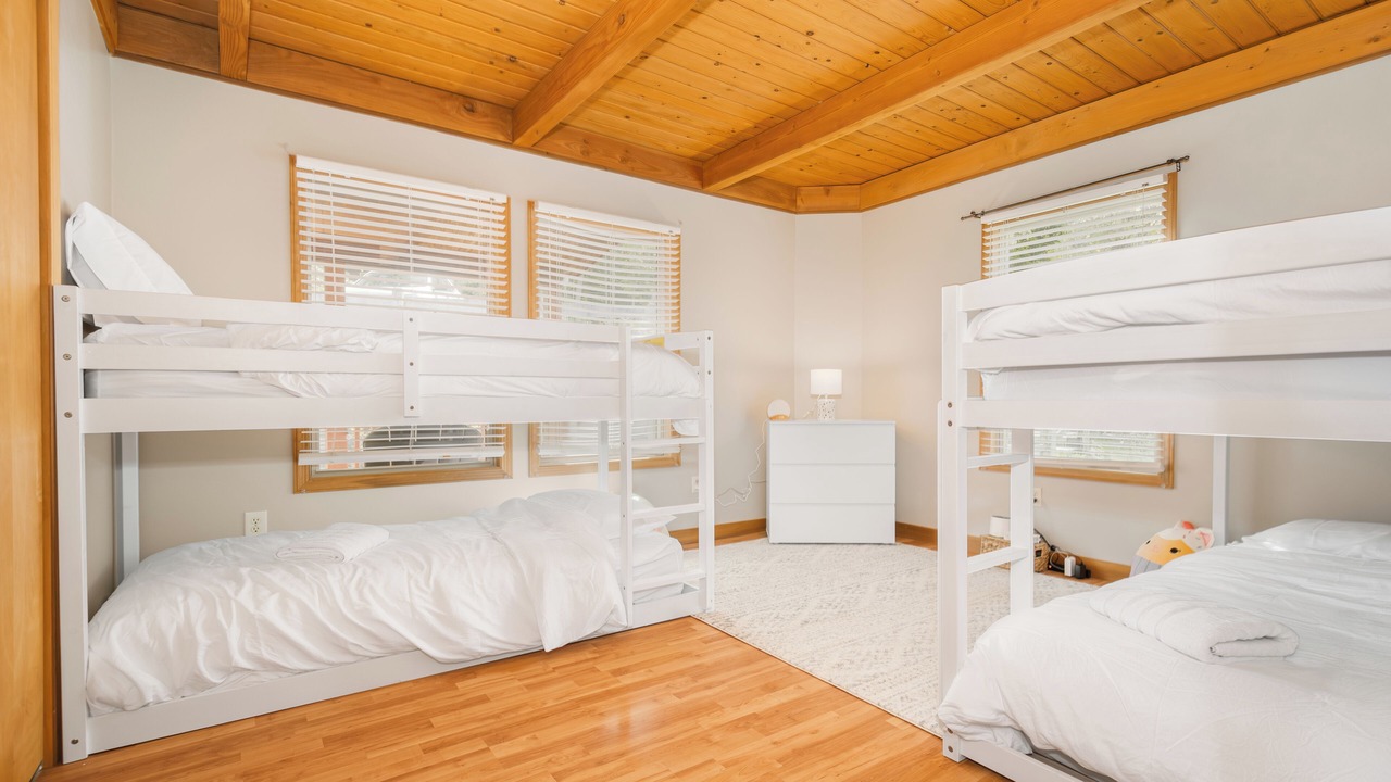 Photo of Bedroom in Thayerville
