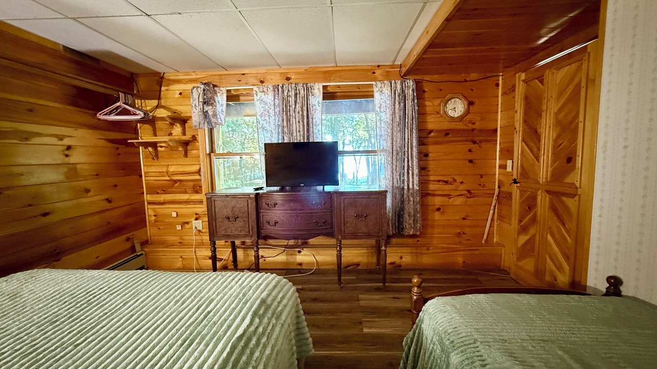 Photo of Bedroom in Farmington Falls