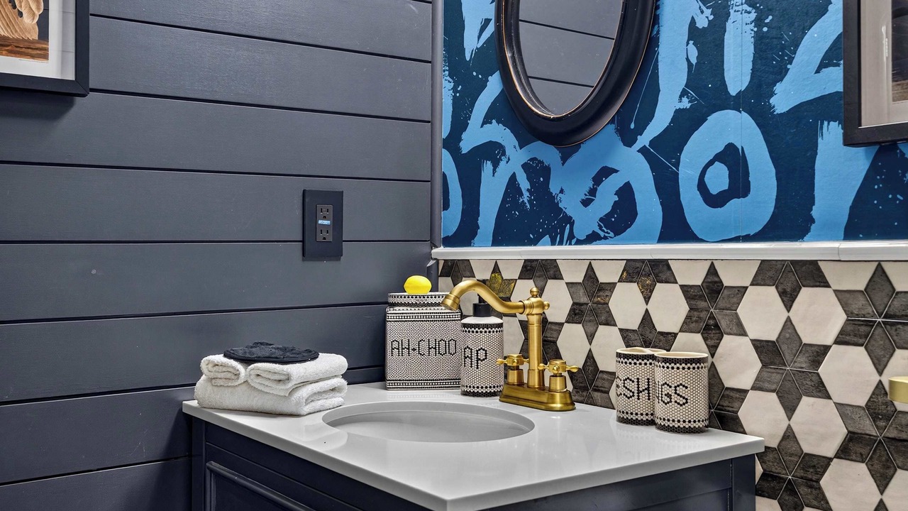 Photo of Bathroom in La Grange