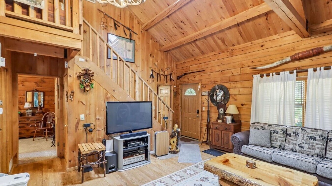 Photo of Livingroom in Mauston