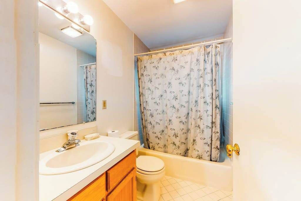 Photo of Bathroom in Brewster