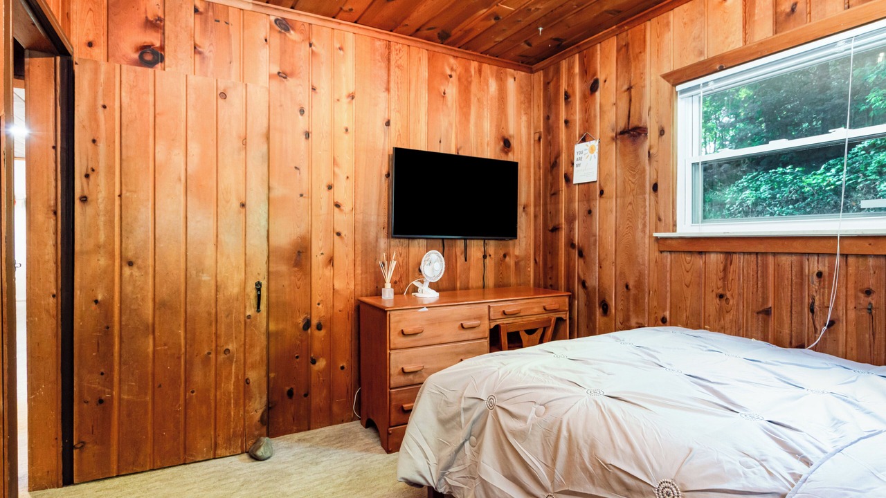 Photo of Bedroom in Harrison