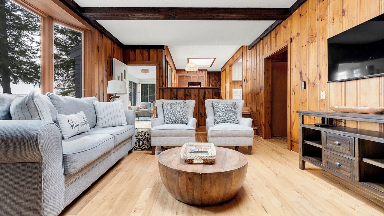 Photo of Livingroom in South Casco