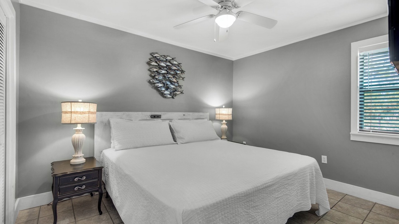 Photo of Bedroom in Seagrove Beach