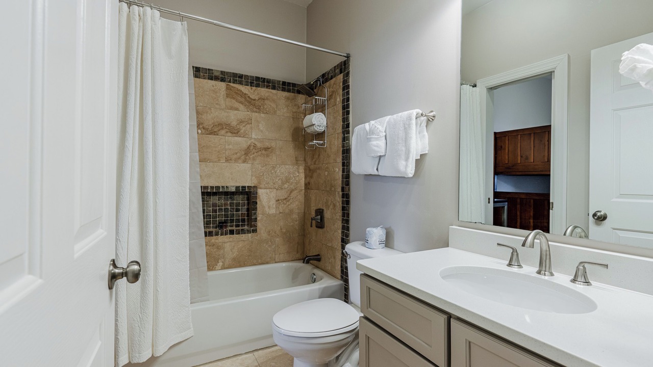 Photo of Bathroom in Seacrest Beach