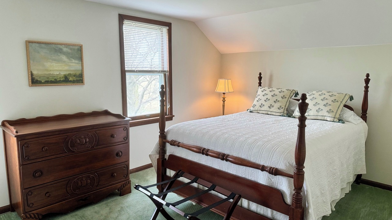 Photo of Bedroom in Sandusky