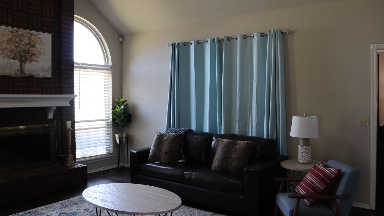 Photo of Livingroom in Oklahoma City