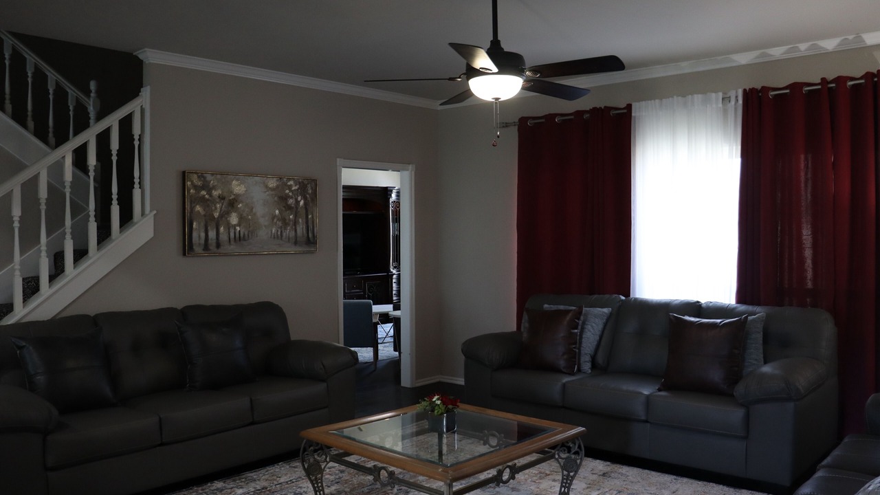 Photo of Livingroom in Oklahoma City