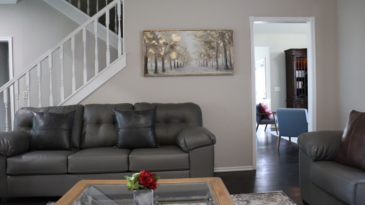 Photo of Livingroom in Oklahoma City