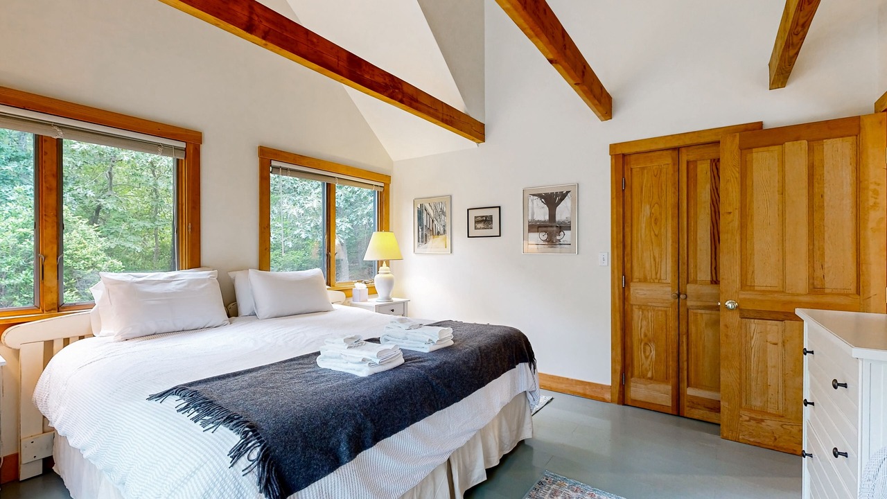 Photo of Bedroom in Chilmark