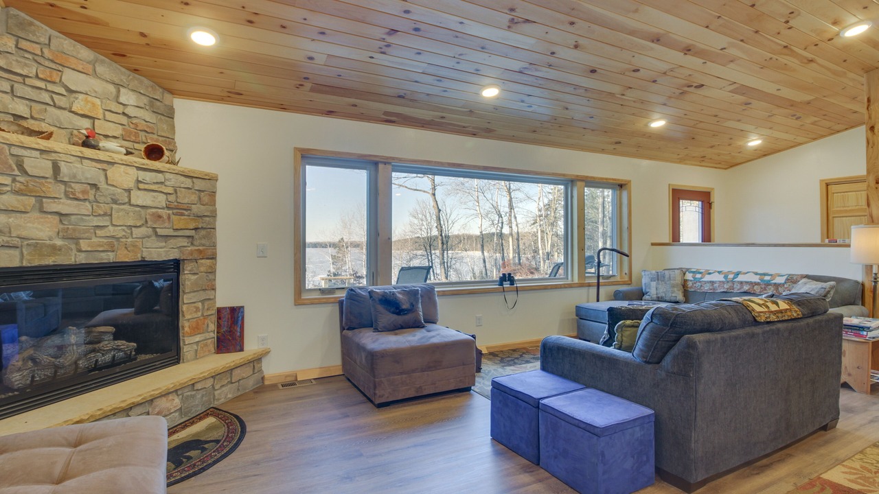 Photo of Livingroom in Hines