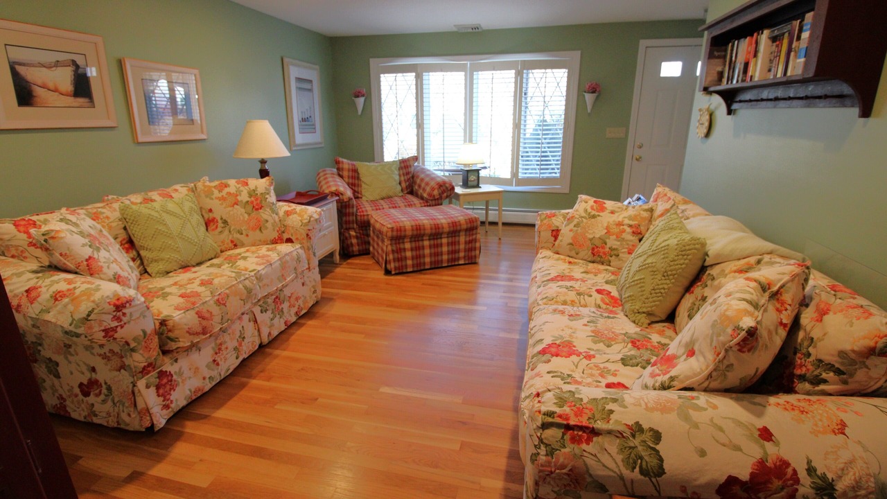 Photo of Livingroom in Centerville