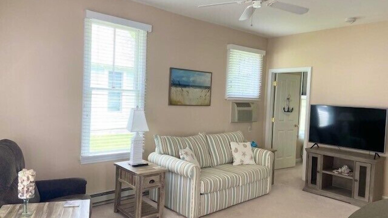 Photo of Livingroom in Summer Village