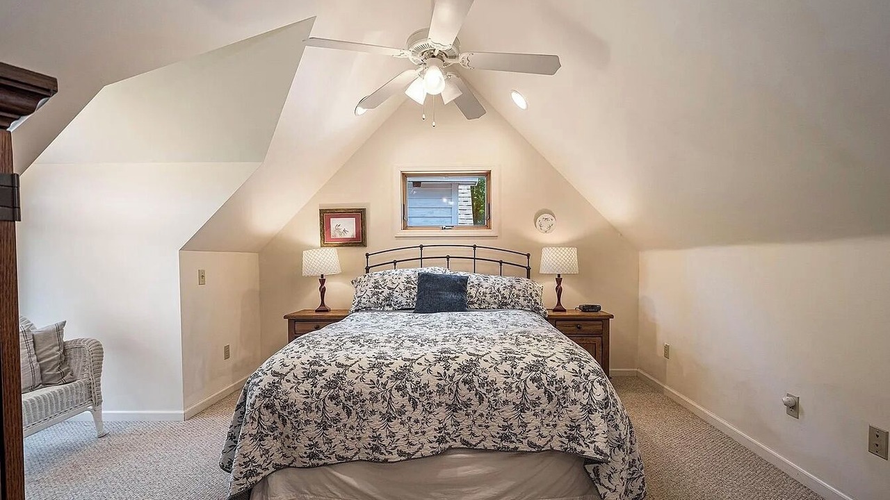 Photo of Bedroom in Thayerville