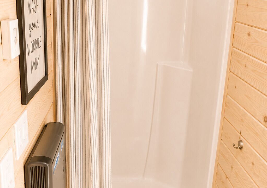 Photo of Bathroom in Glendive