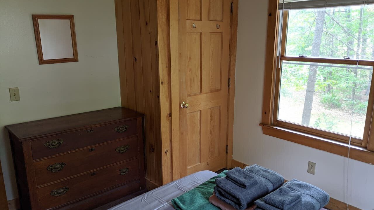 Photo of Bedroom in Raymond