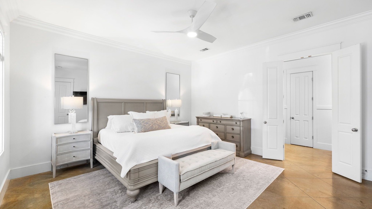Photo of Bedroom in Seacrest