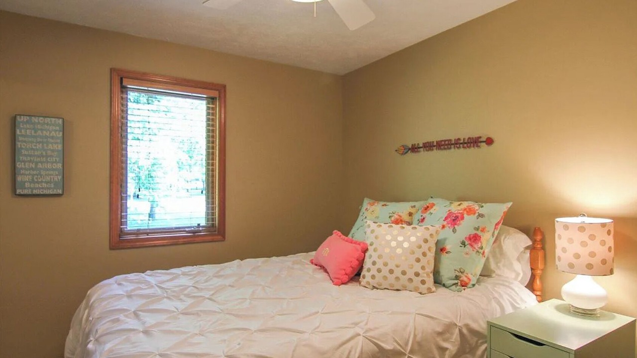 Photo of Bedroom in Thompsonville