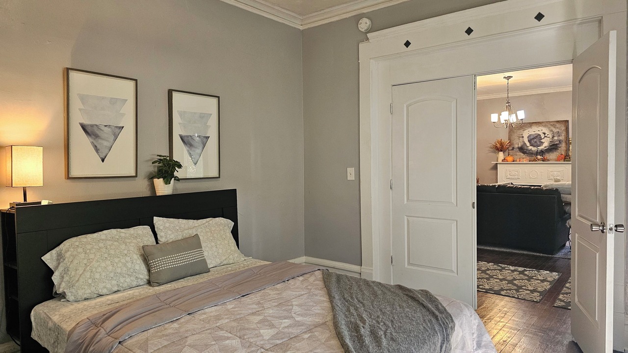 Photo of Bedroom in Youngstown