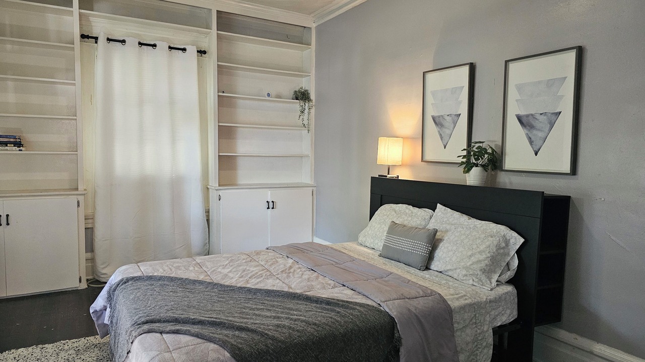 Photo of Bedroom in Youngstown