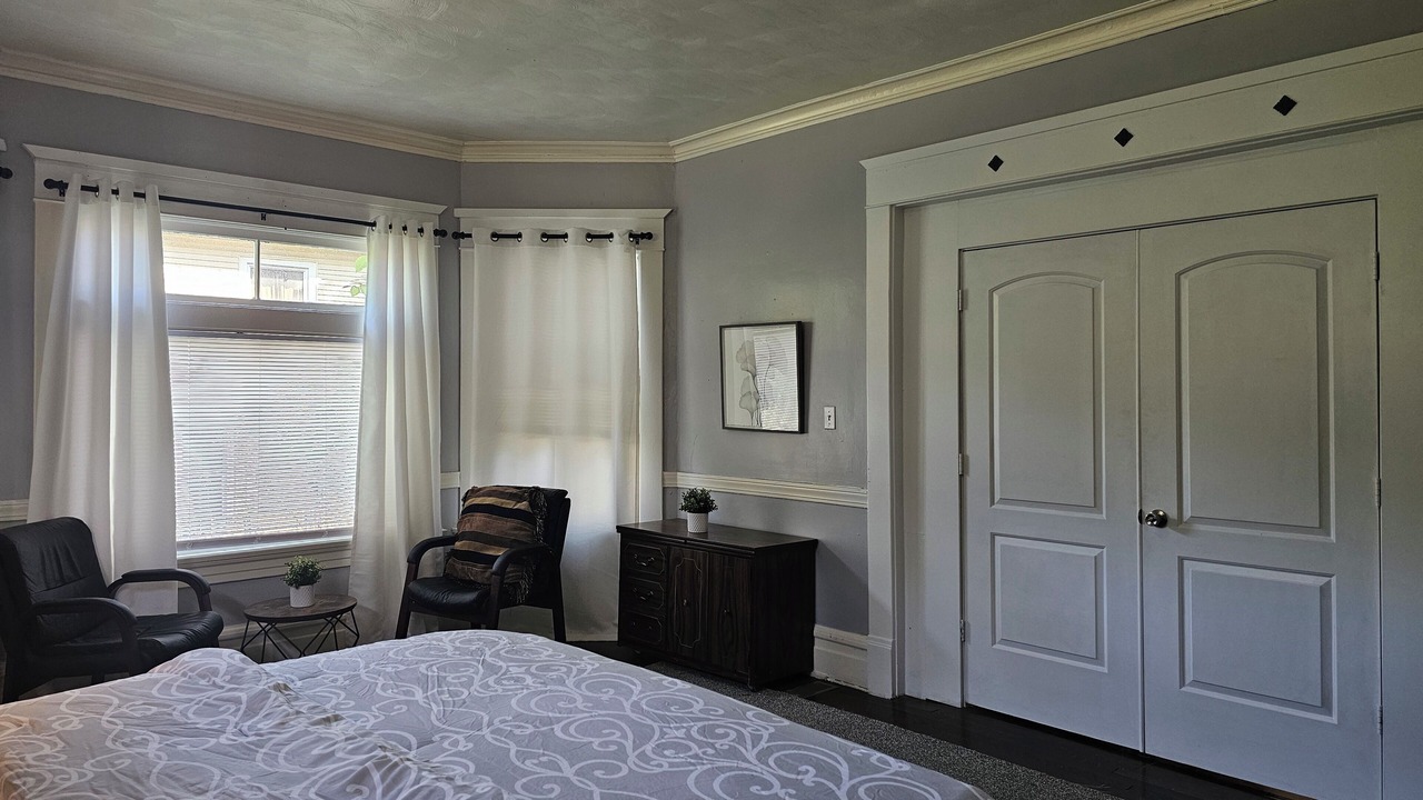 Photo of Bedroom in Youngstown