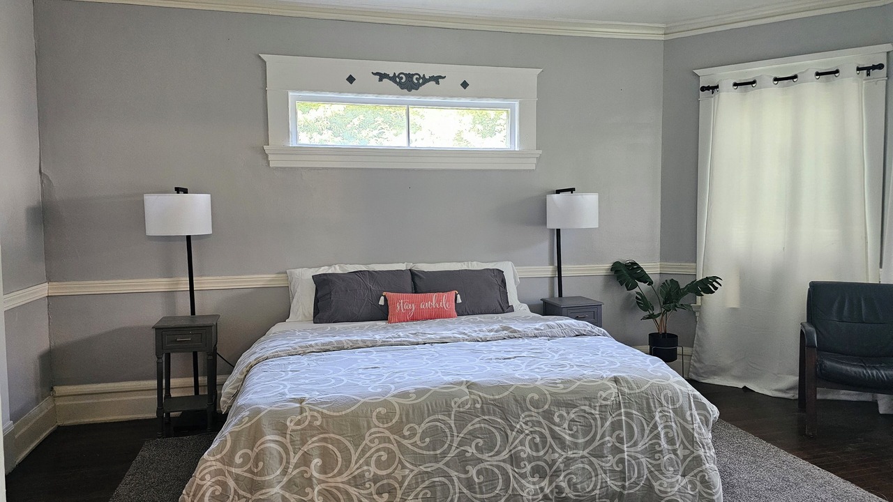 Photo of Bedroom in Youngstown