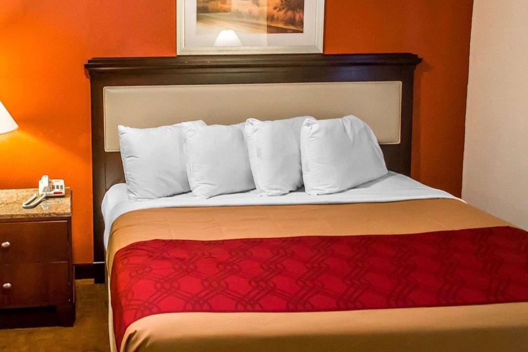 Photo of Bedroom in Warren