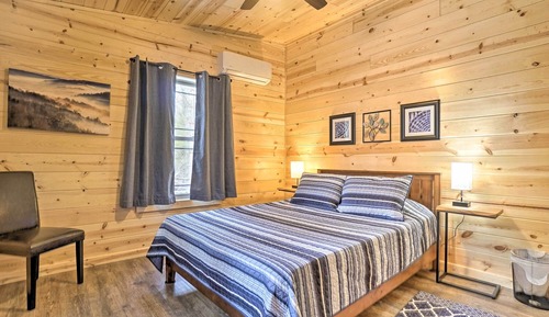 House (2 Bedrooms)