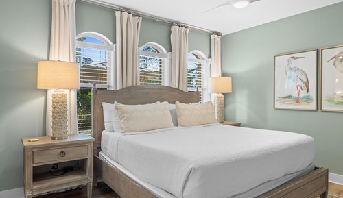 Condo, 3 Bedrooms, Resort View (C101)