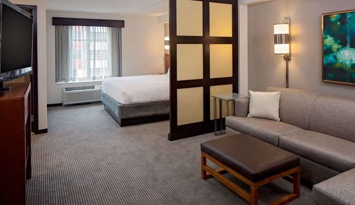 Room, 2 Queen Beds, Accessible, Bathtub