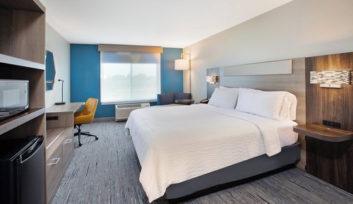 Standard Room, 1 King Bed