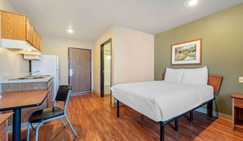 Standard Studio, Non Smoking, Refrigerator & Microwave