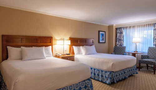 Deluxe Room 2 Queens Perkins Building