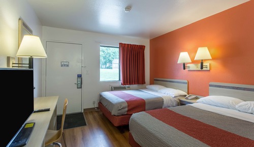 Standard Room, 2 Double Beds, Non Smoking
