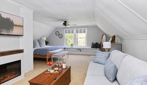 Treehouse Room